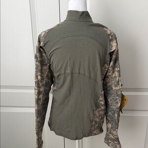 NWT ACS Massif Mountain Gear  Army Combat Shirt size Small